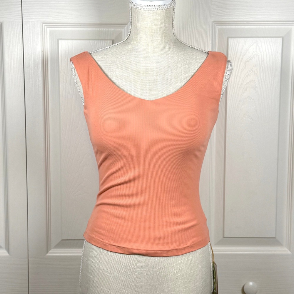 OGL Move Skinkiss Ribbed V-Neck Tank Top Coral Peach Built-in Bra Small NWT